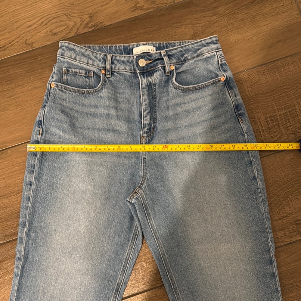 LOFT Blue Straight Leg Jeans with Modern Cropped Length - aka mom jeans - Picture 4 of 7